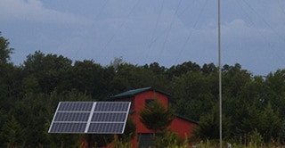 Image of the mini solar array on 3M scientist Tim Hebrink’s deck.