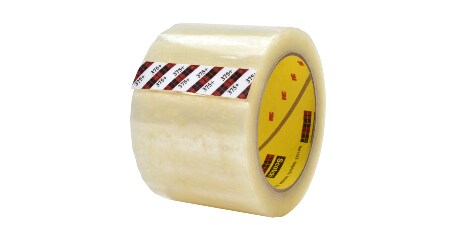 Imagem de um rolo de Fita de Alta Aderência para Selagem de Caixas Scotch® 375+, projetada para materiais de peso elevado.
