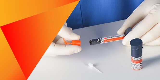 Image of hands with gloves on, handling 3M™ RelyX™ Universal resin cement 
